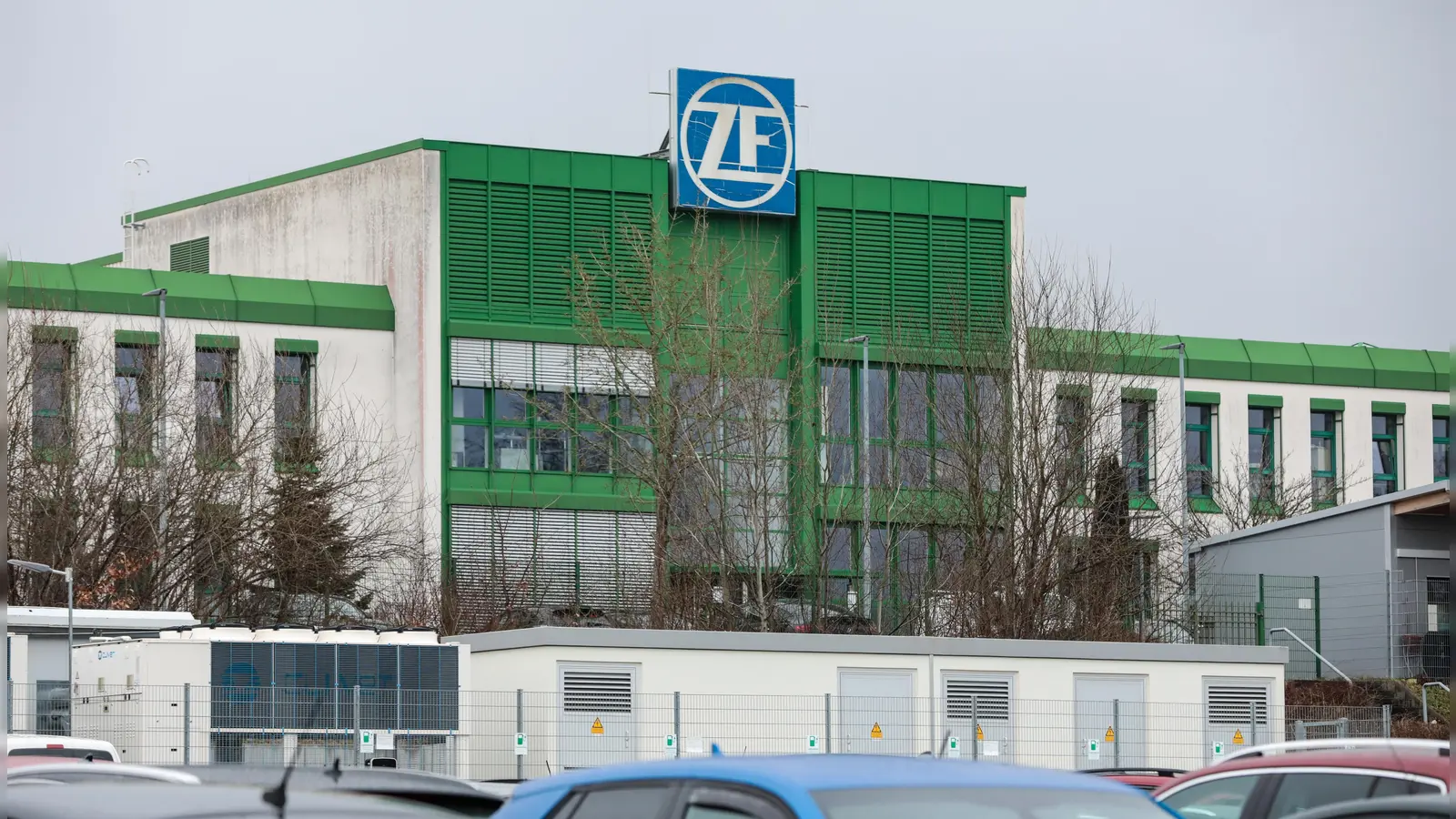 ZF will in Auerbach weitere 100 Stellen streichen. Das betrifft vor allem einen Bereich. (Archivbild: Wolfgang Steinbacher)