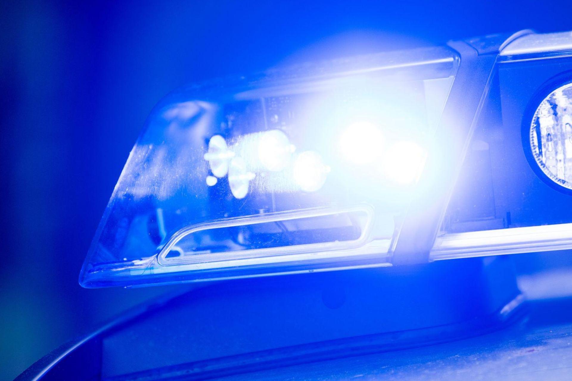 Die Polizei vermeldete ein Diebstahldelikt. (Symbolbild: Lino Mirgeler/dpa)