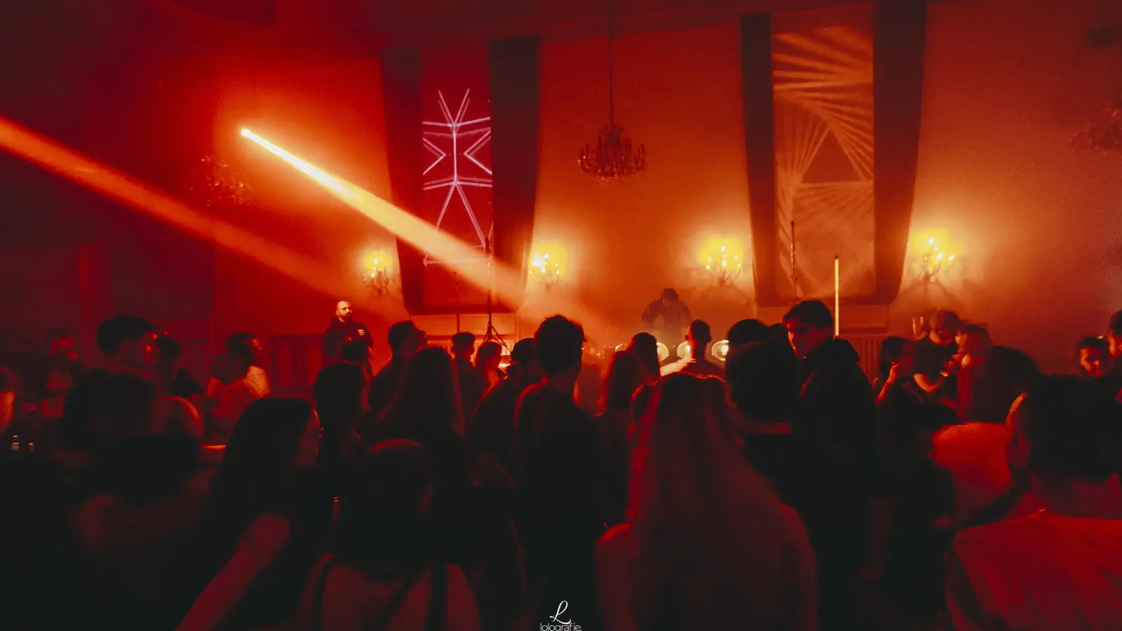 Dieses Wochenende gleich zweimal ins Casino. Oder woandershin. (Archivbild: Lolografie)