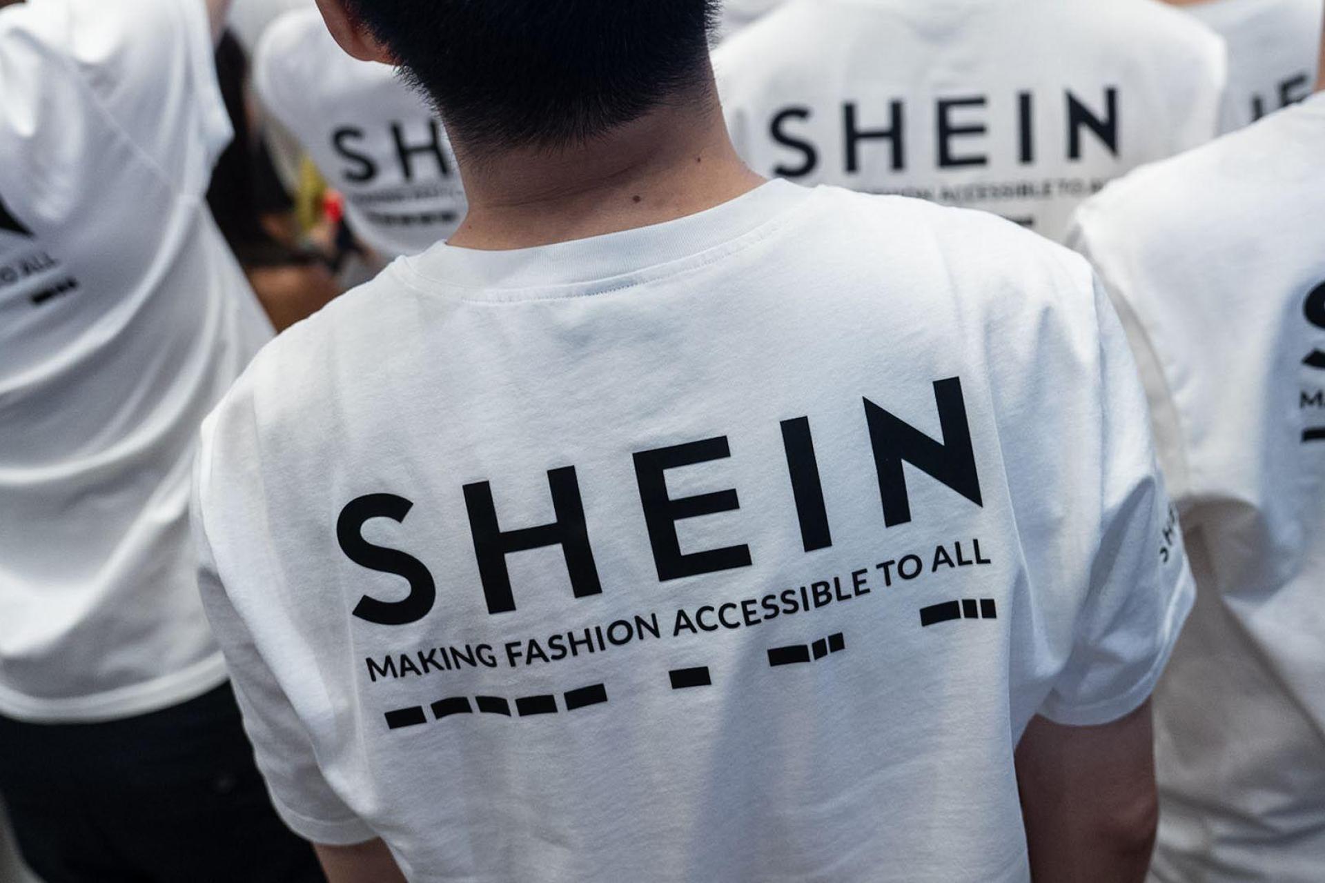Shein hatte am 1. September sein lange erwartetes Börsendebüt vollzogen. (Archivbild)  (Bild: Chan Long Hei/AP/dpa)