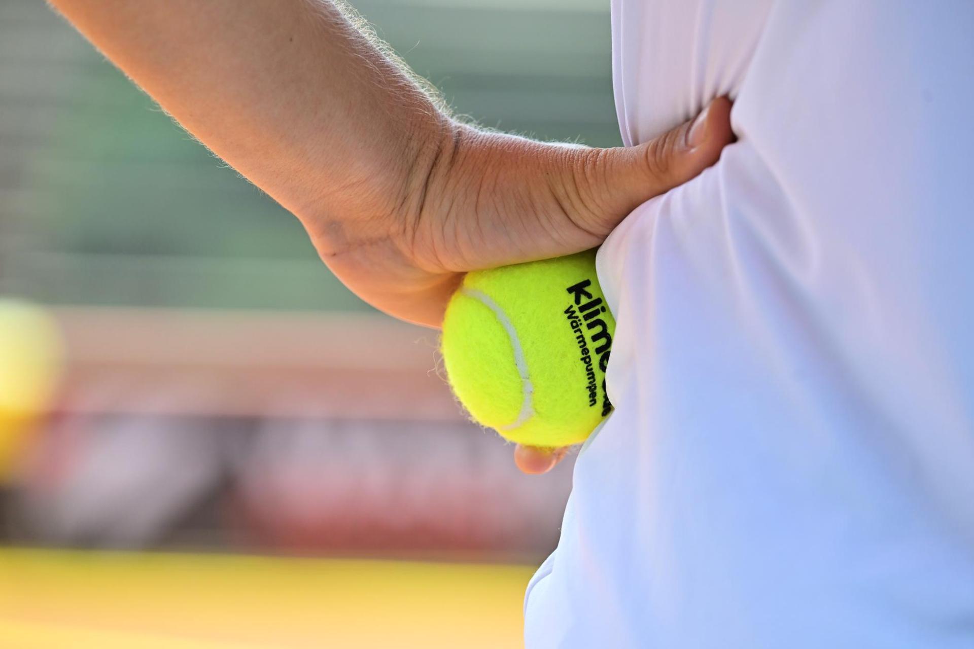 Tennis? Reitsport? Oder einfach Zocken? (Symbolbild: Hubert Ziegler)