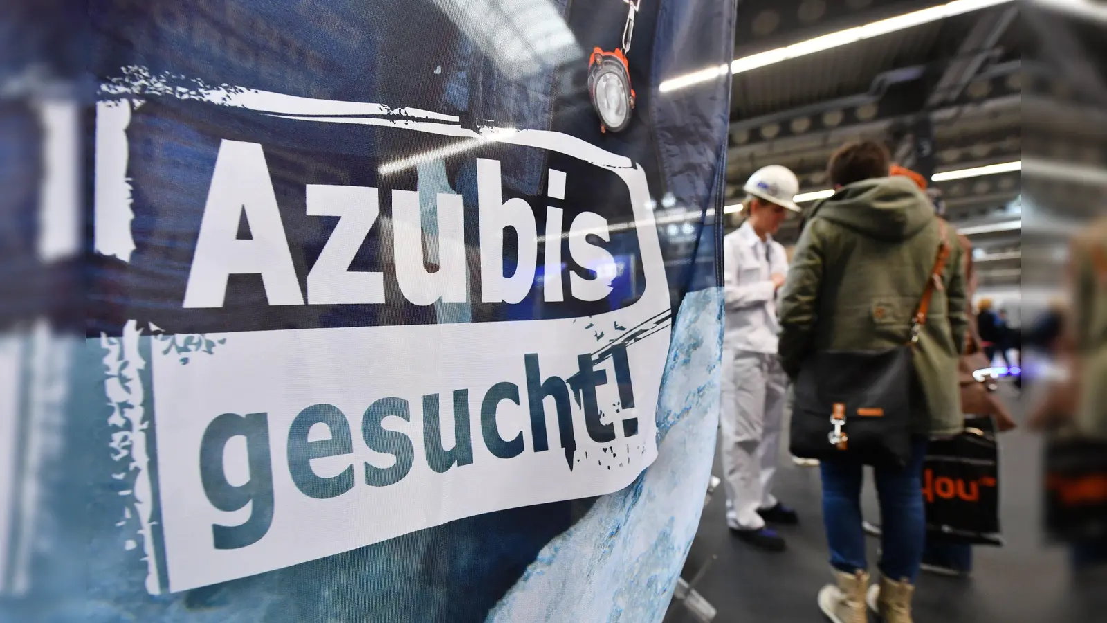 In Bayern mangelt es weiterhin an Azubis. Wird das durch die Wehrpflicht nun noch problematischer? (Bild: Martin Schutt)