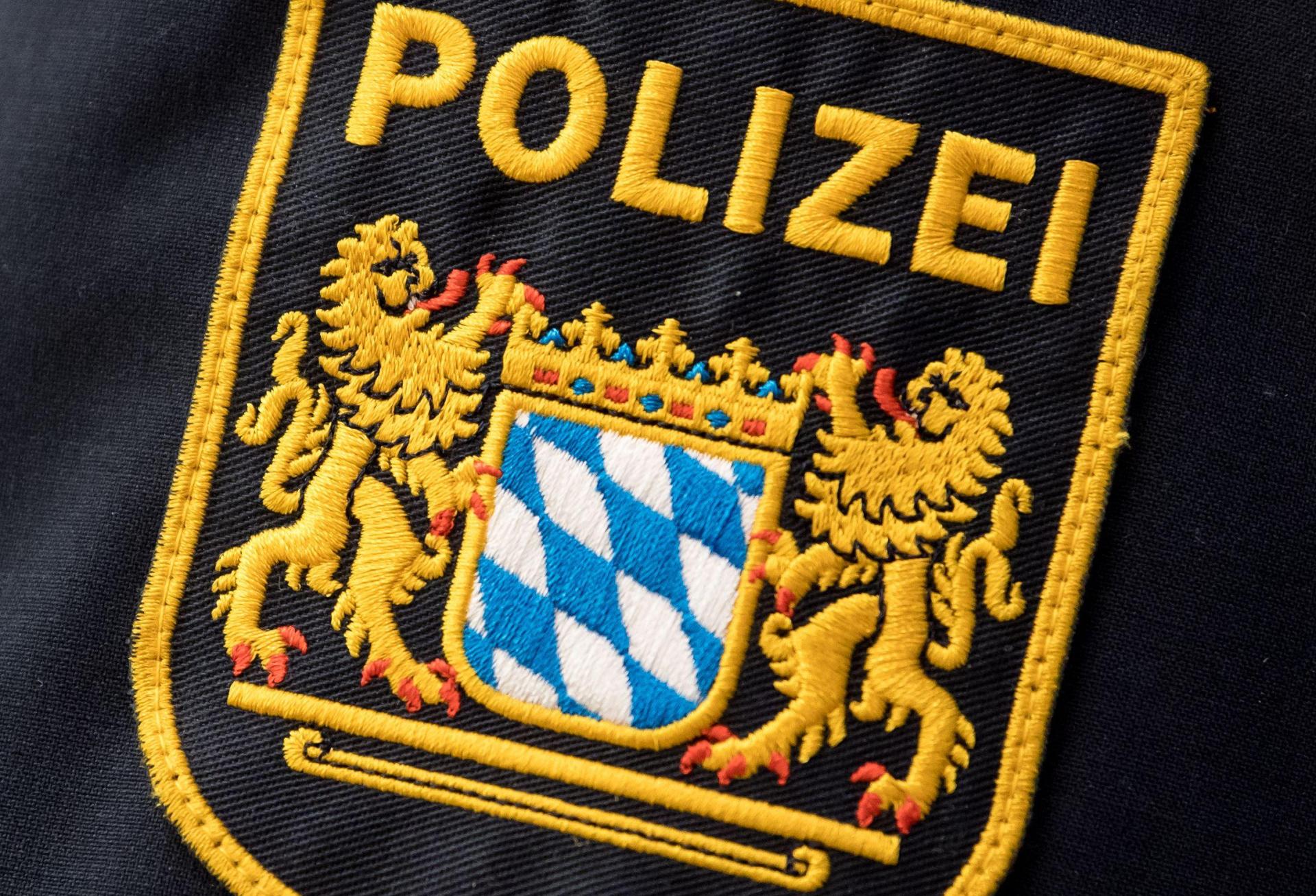 Eine 12-Jährige aus dem Landkreis Cham war vermisst worden. Nun ist das Mädchen wieder da.  (Symbolbild: Sven Hoppe/dpa)