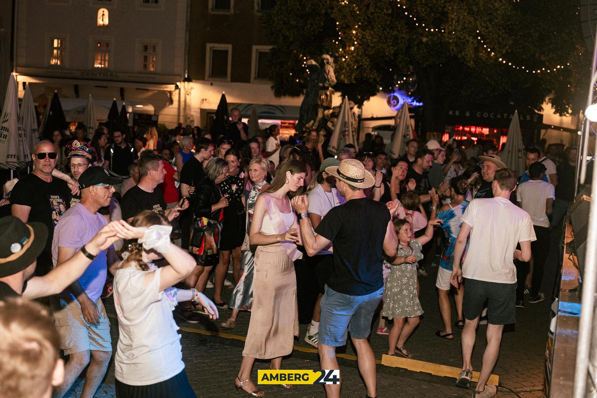 Das war auf dem Altstadtfest am Marktplatz los! (Bild: David Mueller)