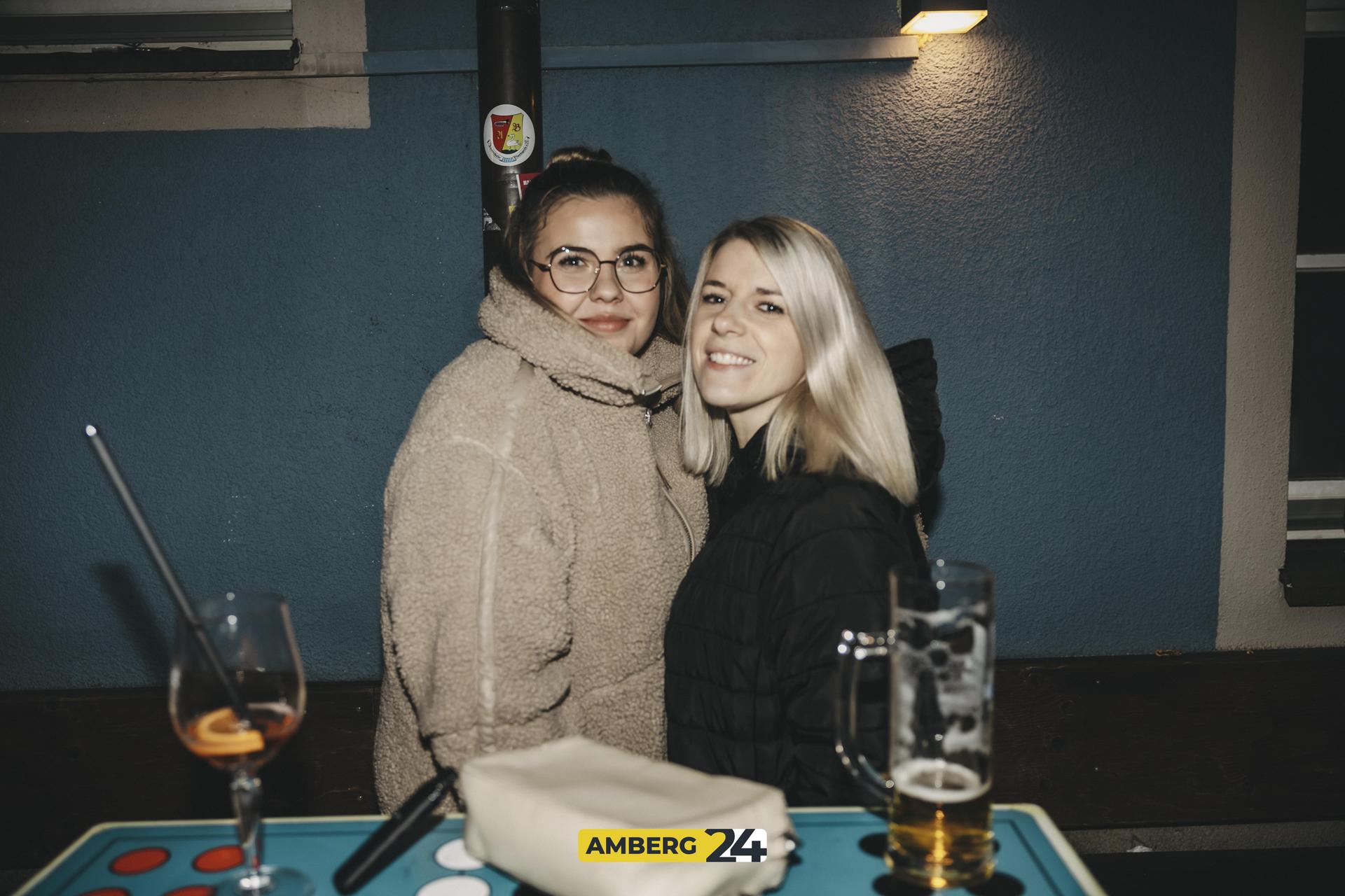 Am Samstag konnten ihr im Blauen Haus bei „Dance on Snow“ richtig Gas geben.  (Bild: Lolografie)