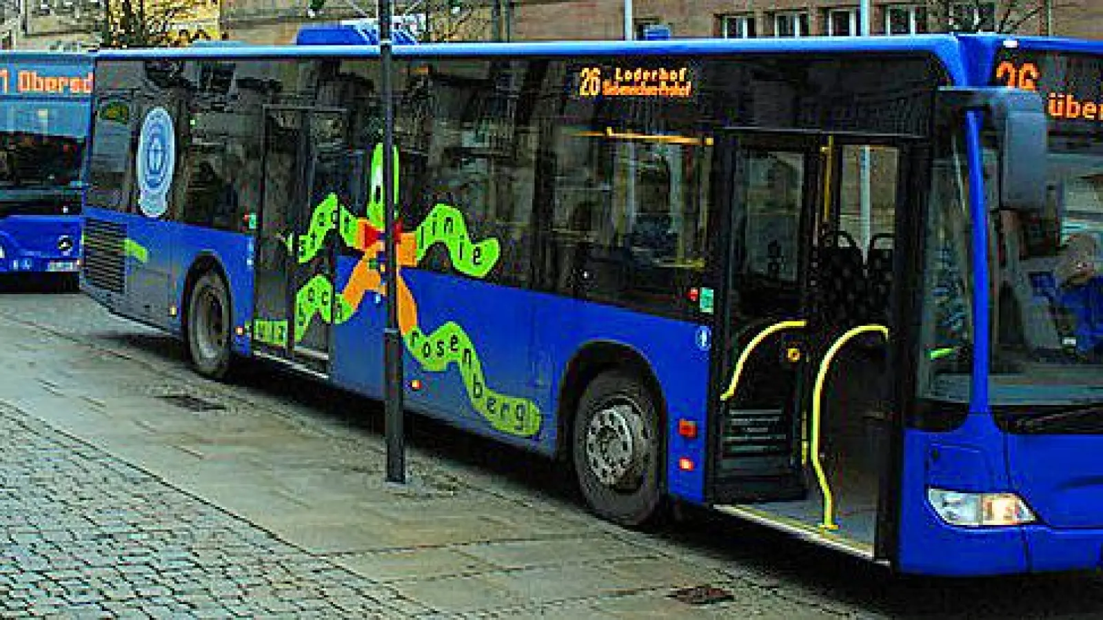 Die Rosenberger Straße in Sulzbach-Rosenberg ist ab Montag gesperrt, weshalb Ersatzhaltestellen für den Busverkehr eingerichtet werden. (Archivbild: Andreas Royer)