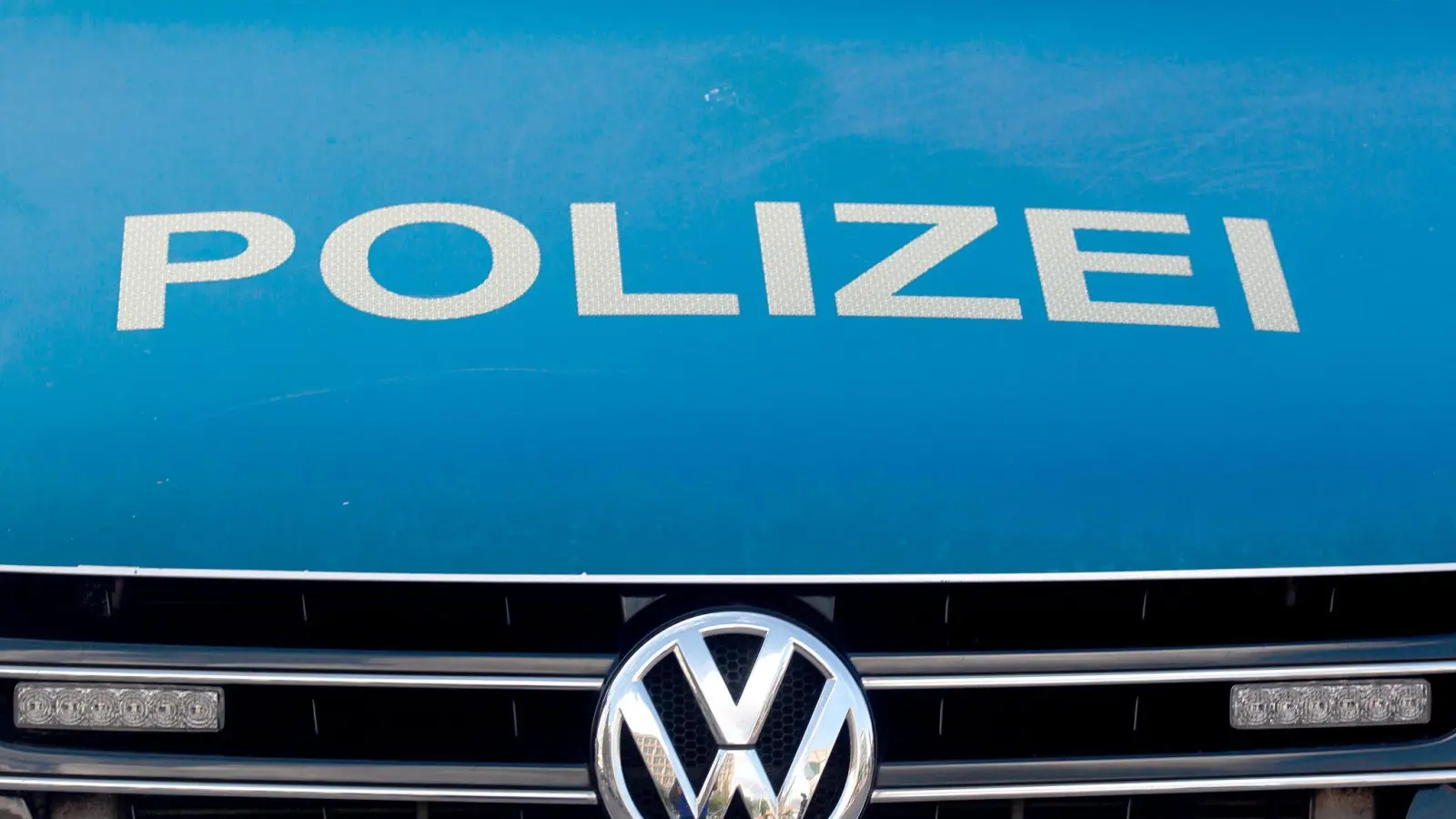 Nach einem verkehrsunfall bei Kastl ermittelt die Polizei. (Symbolbild: Fernando Gutierrez-Juarez/dpa)