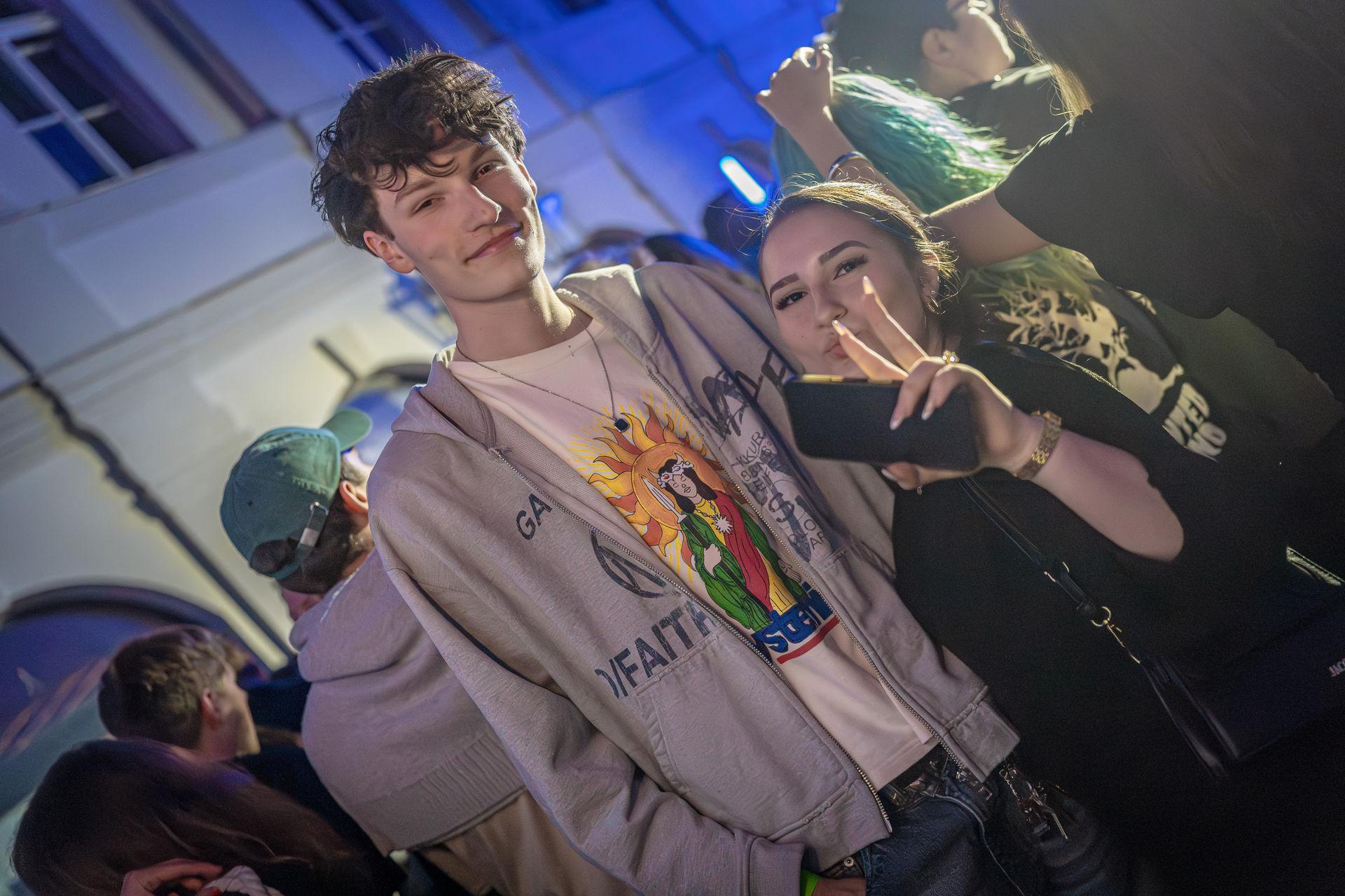 Amberg feiert Altstadtfest und macht die Nacht zum Tag. (Bild: Michael Golinski)