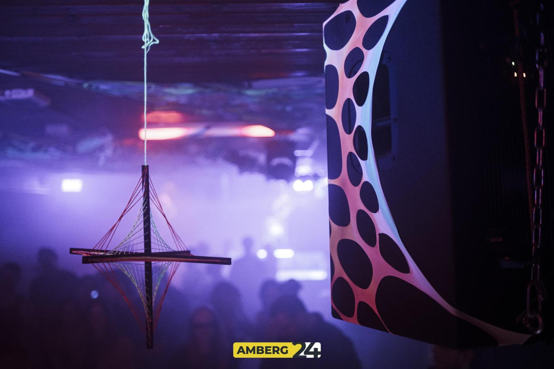 Kinkerlitzchen im Happy Rock. Das sind die Bilder. (Bild: Martin Sponsel)