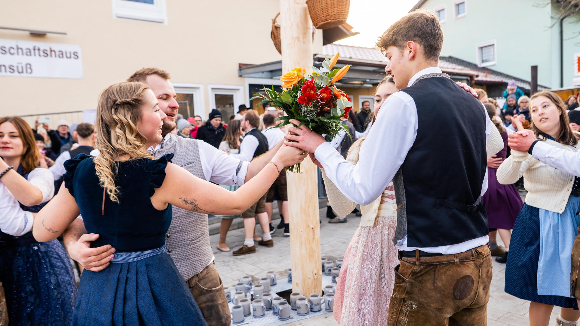 Thansüßer Kirwa am Sonntag.  (Bild: Hannes Stock)