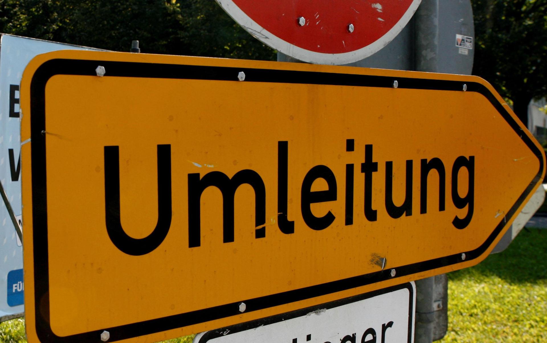 Am Sonntag, 16. November 2025, führt der Martini Markt in Sulzbach-Rosenberg zu Umleitungen im Linienverkehr. (Symbolbild: Angelika Warmuth)