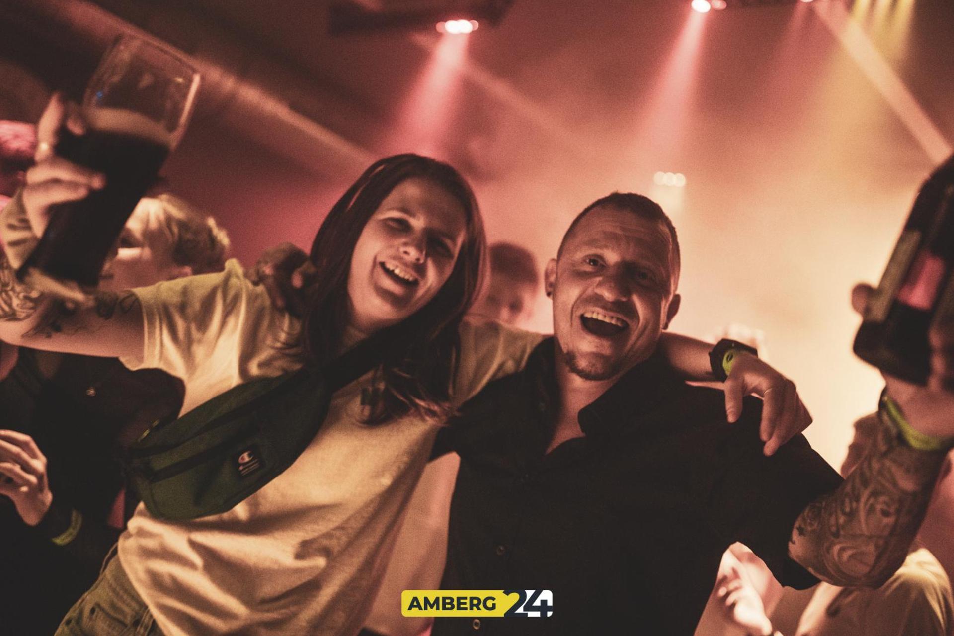 Kinkerlitzchen im Happy Rock. Das sind die Bilder. (Bild: Martin Sponsel)