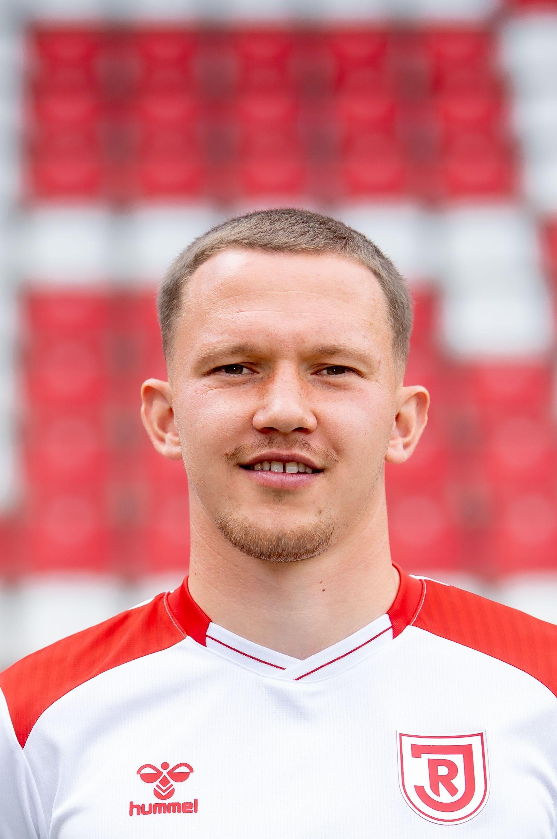 Phil Beckhoff verlässt den SSV Jahn Regensburg nach nur einem Jahr. (Bild: Photo Studio Büttner)
