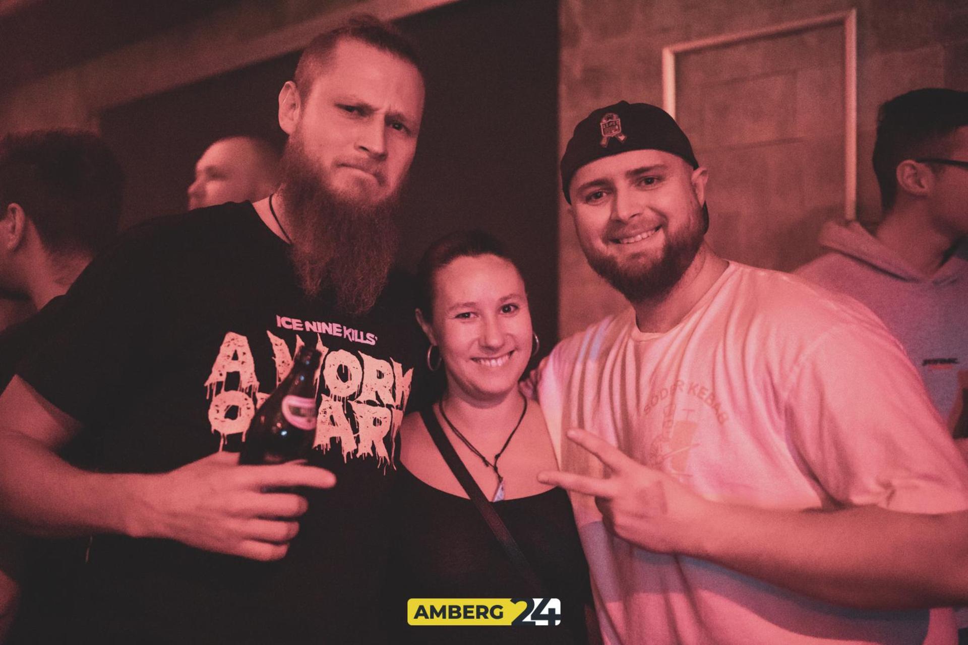 Party am 1. Weihnachtsfeiertag im Happy Rock.  (Bild: Martin Sponsel)