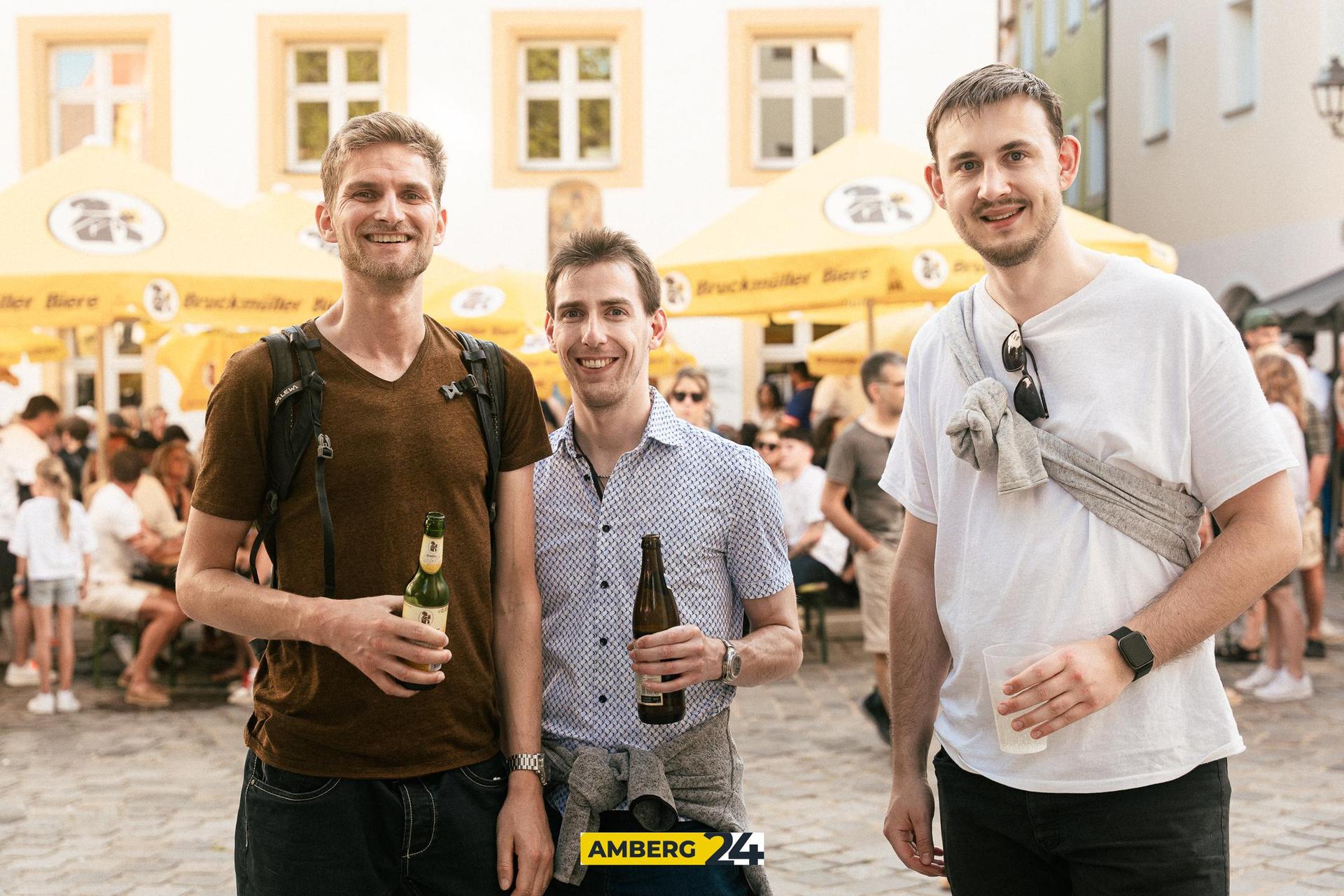 Eichenforstplatz goes EDM. Das war auf dem Altstadtfest geboten! (Bild: David Mueller)