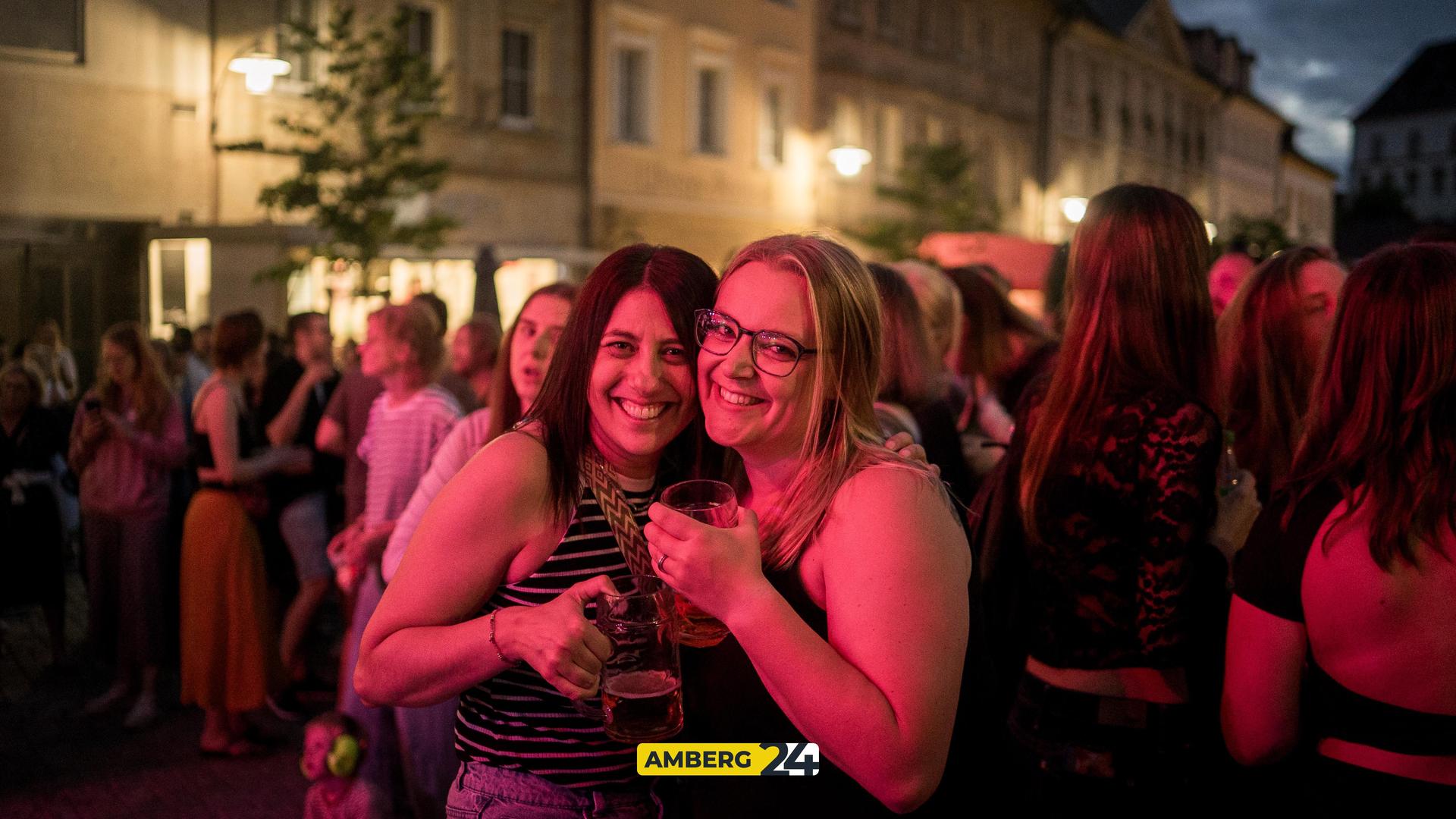 Das sind die Bilder vom Freitagabend vom 2025er-Altstadtfest in Sulzbach-Rosenberg. (Bild: Mario Donhauser)