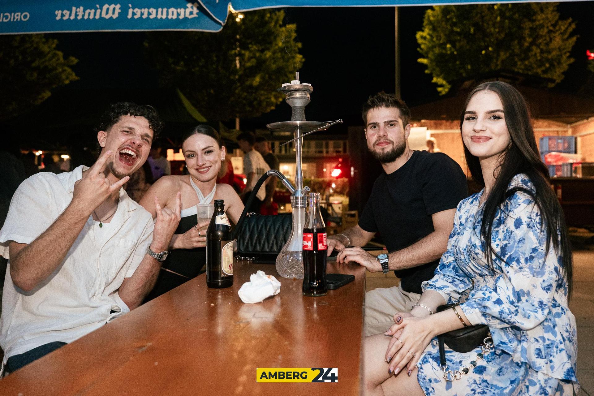 Auf dem Multifunktionsplatz war am Altstadtfest-Samstagabend Party mit DJ Juize angesagt. (Bild: David Mueller)