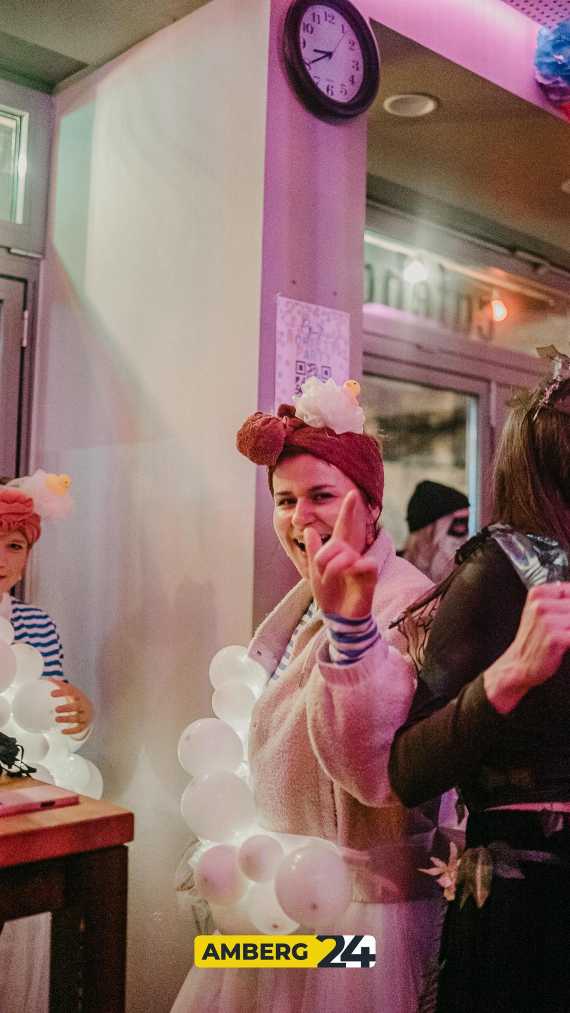 Die Bilder der Hexennacht im Colomba. (Bild: Mario Donhauser)