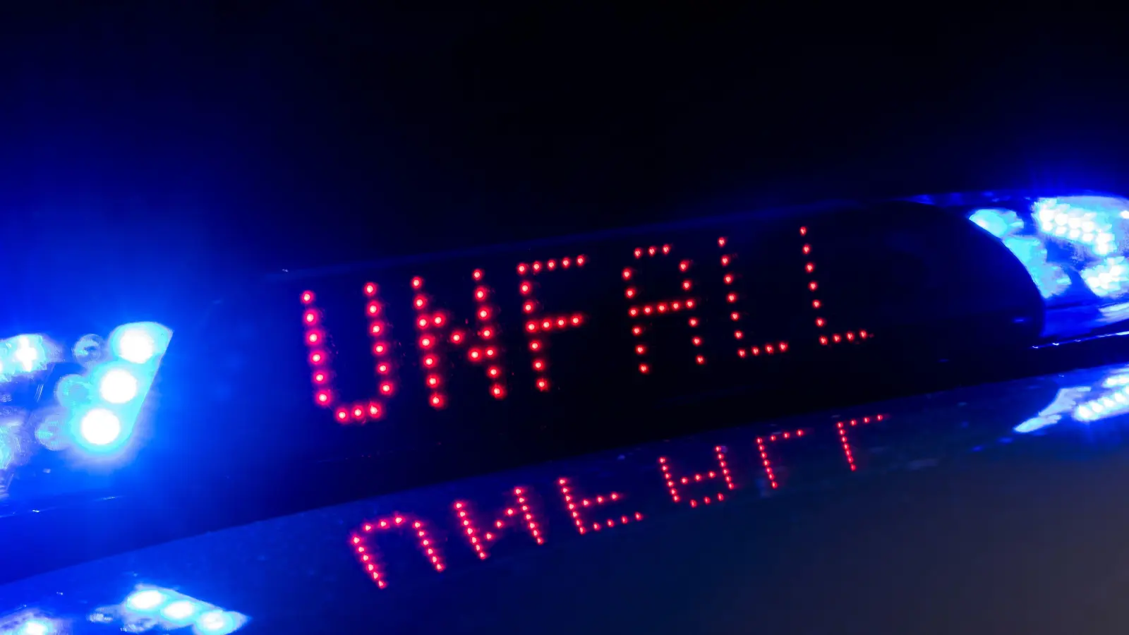 Nach einem Unfall musste ein 33-Jähriger ins Krankenhaus gebracht werden.  (Bild: Monika Skolimowska)